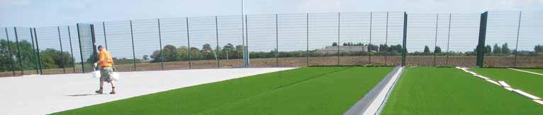 Line Marking The largest pitch markings on the 3G FTP should always be white and training lines should always be red. These lines should be tufted in during the manufacturing process.