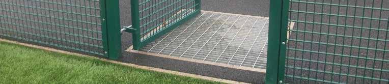 Fencing, Access and Storage The access pathway to a 3G FTP should be fenced to ensure players and spectators don t walk debris onto the pitch.
