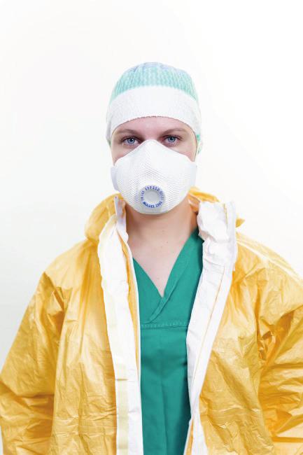 TECHNICAL DOCUMENT Safe use of PPE in the treatment of infectious diseases of high consequence