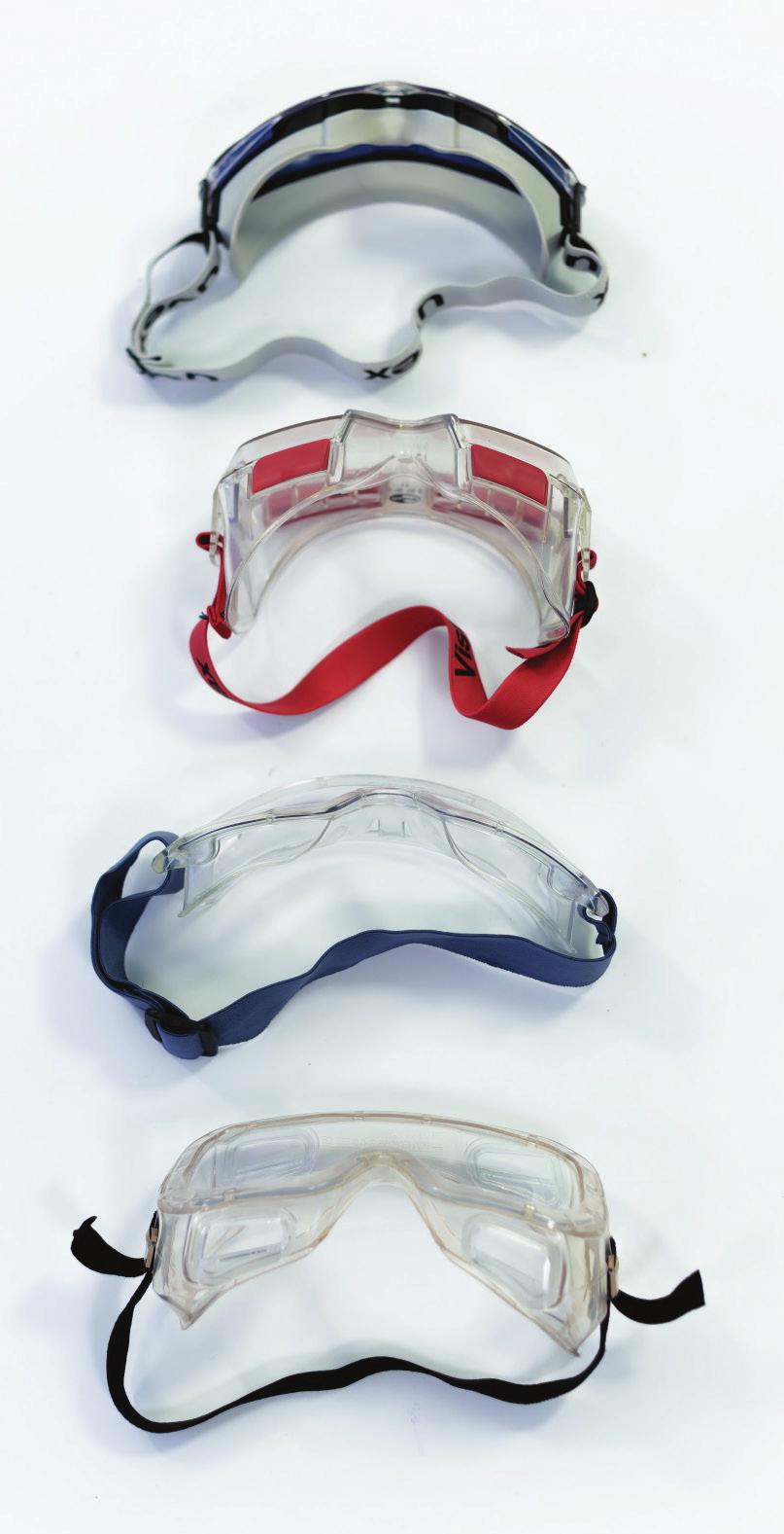 Safe use of PPE in the treatment of infectious diseases of high consequence TECHNICAL DOCUMENT Different types of goggles* Characteristics [+/+] Experts choice No ventilation (Gas tight), good
