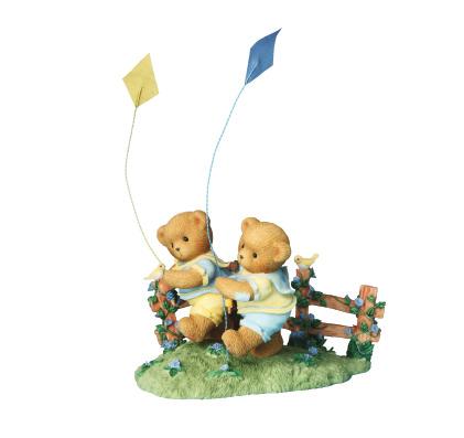 Dear Club Membears, As summer draws to a close and we look forward to autumn, we are thrilled to say that the 2008 Cherished Teddies Club year has certainly been an exciting one so far.