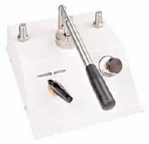 Pressure Calibration Accessories DHI MPC1 DHI GPC1 Manual pressure controllers adjust pressure for transfer standards & piston gauges. MPC1 offers integrated metering valves & vernier.