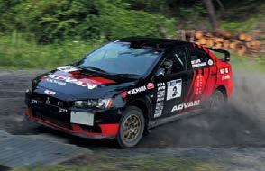 Arai won the Production Cup championship in the IRC in 2011 with a SUBARU WRX STI R4 equipped with ADVAN rally tires.