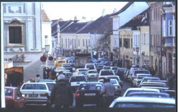 Eisenstadt before 10 000 cars,