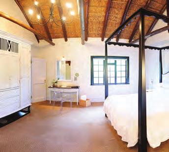 Villa Lobengula Exclusive Villa hidden in the valley bushveld Villa Lobengula is a beautiful and tranquil space tucked away in the depths of the valley bushveld.