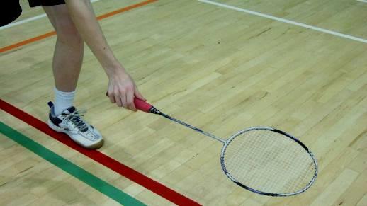 and changes of grip to aid success The player will start in the midcourt non-racket leg on the centre line and adopt a Square defensive ready stance.