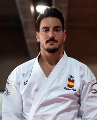 Champion Damian Quintero (SPA)