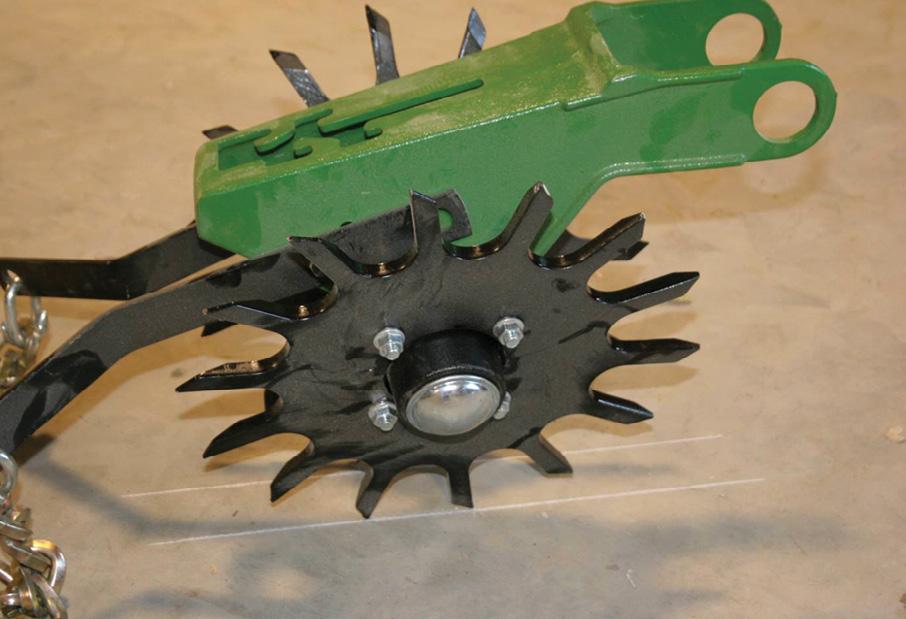 Negative Closing Action Level Closing Wheel Arm A 13 spading closing wheel is 1 greater in diameter than a standard smooth closing wheel.