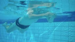 To start with I recommend using fins for this drill so you get a good feel for what a strong pull feels like.