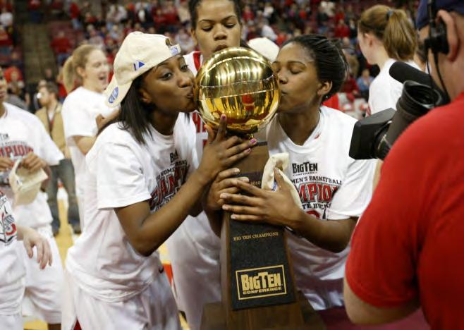 2009-10 OHIO STATE BUCKEYES Big Ten Champions Ohio State won a record-setting sixth-consecutive Big Ten regular season championship and its 13th overall with a 31-5 overall mark - a school record for