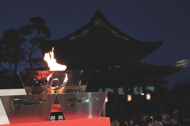 Eve Festival The Eve Festival was held at Zenkoji Temple in Nagano City on the evening of February 25, the day before the Opening Ceremony.
