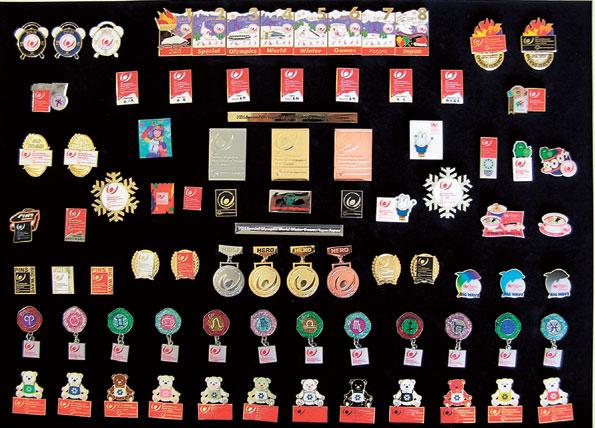In November 2004, four Special Olympics official shops were opened in Nagano City to offer licensed products as a core marketing base.