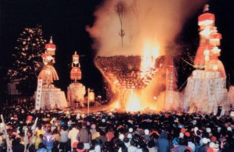 Children's Participation Dosojin Fire Festival in Nozawa Onsen has been designated as an Important Intangible Folk Cultural Asset.