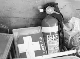 CHAPTER 1 PREVENTING PROBLEMS Some states may have specific requirements about the type and contents of a first aid kit. Check with your site supervisor and government s work safety body.