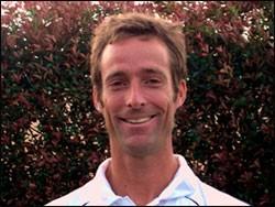 P A G E 2 New Tennis Professionals Bobby Dowlen Bobby is a native Houstonian and has been teaching tennis here for over thirty years.