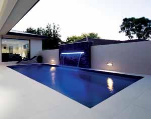 BUILT IN AREA FOR POOL COVER ENTRY STEPS IN A MODERN ARCHITECTURAL SQUARE CORNERS 2 8 6 (19.