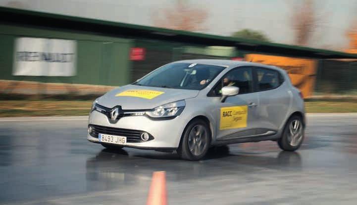 Crazy Clio SKIDDING Skidding is not an easy technique at all and the RACC Driving School allows you to do it with the highest safety.