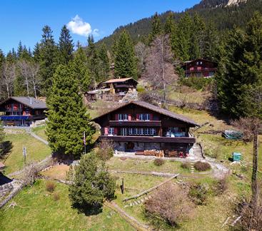 Originally built in 1932 and renovated in 2012, it is extremely rare for this kind of chalet to become available in Wengen.