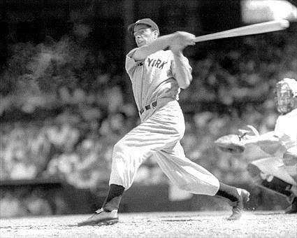 3 New York Yankees SPORT: Baseball YEAR OF WINNING STREAK: 1947-1962 HEAD COACH: Casey Stengel The New York Yankees had an amazing winning streak that got them