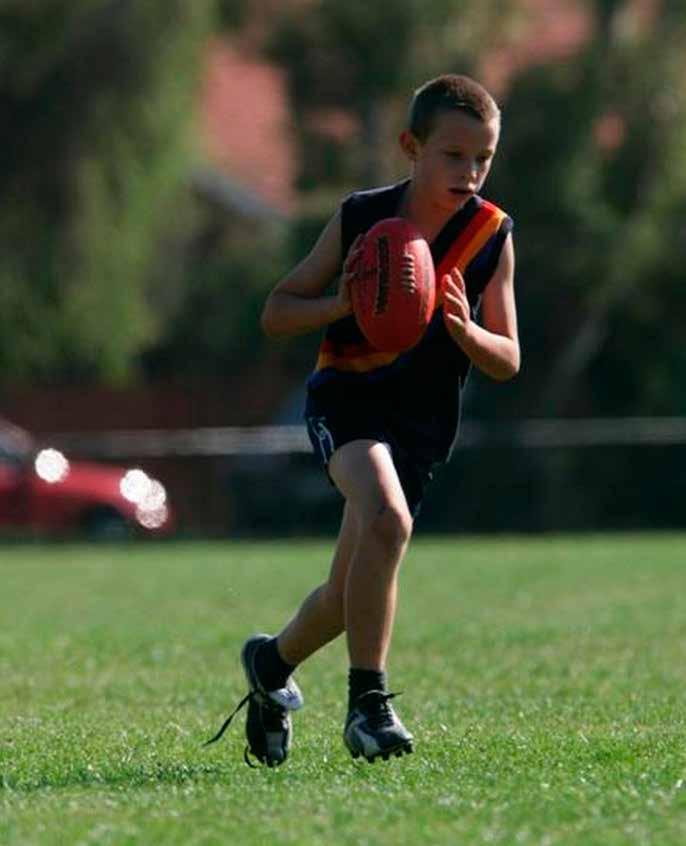 Playing for Life AFL 9s AFL 9s basic skills Bouncing the ball A player in possession of the ball must bounce it or touch it on the ground after 15 metres.