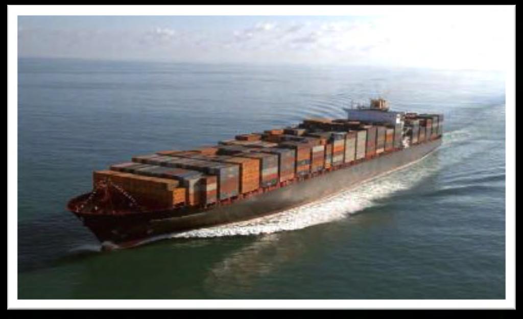 Shipping s Size There are over 50,000 merchant ships trading interna5onally, transpor5ng every kind of cargo.