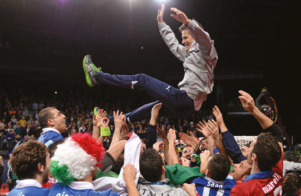 38 Flashback 39 ITALY ON A HIGH Italy coach Roberto Menichelli is thrown aloft by his players after leading the Azzurri to the