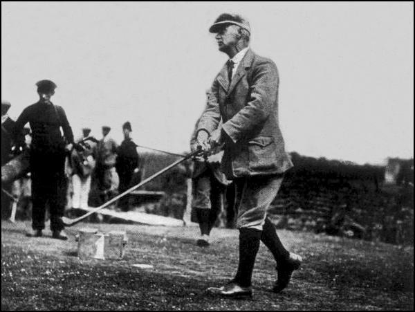 THE AMERICAN GOLFER one of them was the defeat of Mr. Herreshoff by Mr. D. A. M. Brown, who entered from the Royal Isle of Wight club but is really a player on home for holiday from the Straits Settlements.
