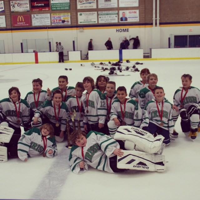 Traveling Team News The Squirt B White squad took their undefeated season record to New Richmond, Wisconsin looking for their 2nd tournament title in 3 weeks.