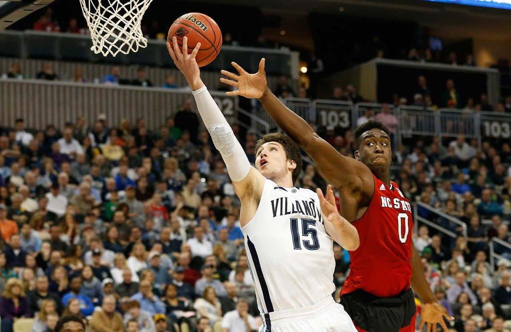 Villanova OOB Plays Catch the opponent sleeping on inbounds plays to create easy, backdoor scoring chances Swing Momentum With Quick-Hitting Sets Villanova s Jay Wright is a master when it comes to