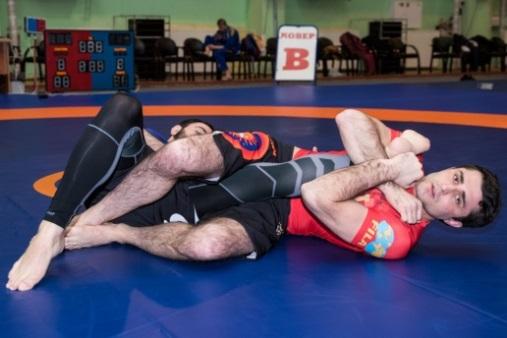 Similarly, if an injury occurs as a result of an illegal move, the referee shall disqualify the grappler at fault.