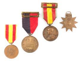 in case 121 Assortment of medals awarded to Capt William Pierce, WWI and after, displayed in case Est $200-400 122 Assortment of medals awarded to John Anderson, KIA Vietnam, displayed in case Est
