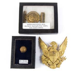 482 483 19th century Maryland brass belt buckle With Maryland button and brass eagle cap device Est $300-400 Pair of gauntlets, engraved with Eagle, 15 Stars Silver type metal, these were probably