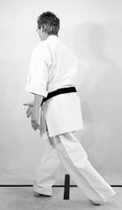 also familiar from Aikido, is borne (photos 18-20).