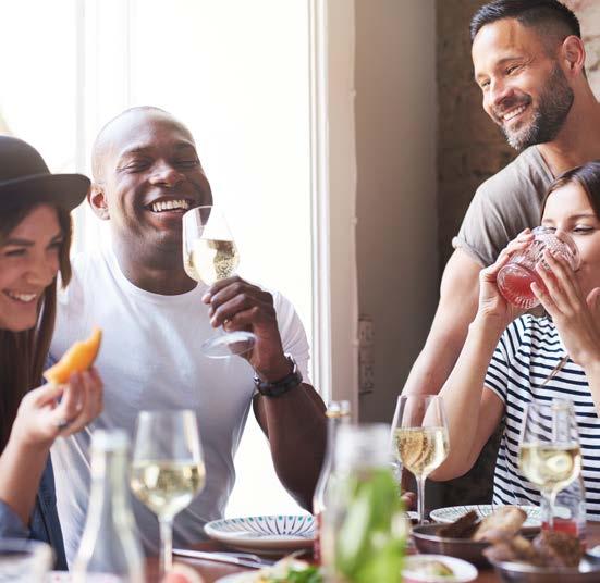 25% off restaurant dining Bring your friends and family to enjoy 25% off your food bill when four or more people dine at a Novotel restaurant.