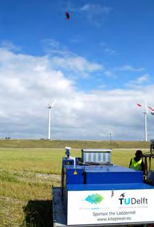 Replacing the tower and rotor blades of a wind turbine by a lightweight tensile structure reduces on one hand the investment costs and on the other hand decreases the environmental footprint.