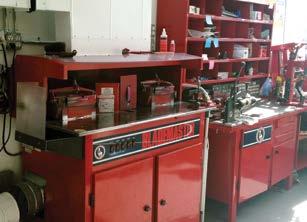 CUTTING-EDGE SHARPENING BLADEMASTER The official supplier of eight top national hockey