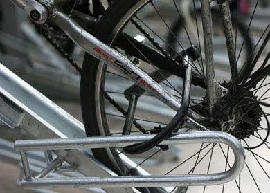The bar is positioned at the rear of the rack in the optimum location to securely lock the rear wheel and bike frame.