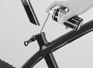 Remove the rehargeable battery or the isplay before oing any work on your SCOTT peele (e.g. serviing, repairs, assembly, maintenane, work on your rive et.).