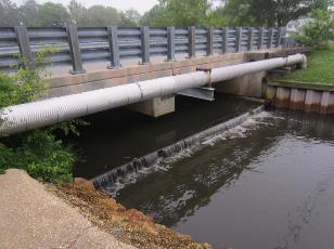 Weir, downstream