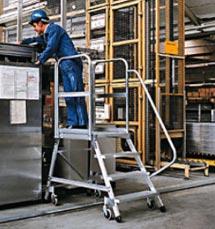 Platform steps range from stable ladders with a mid-way platform and side handrails, through to access equipment with handrails and stabilizers, and adjustable platform heights (see cover picture).