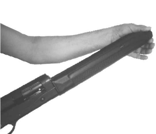 Unscrew the cap (figure 3) and remove the forend (figure 4). 2.
