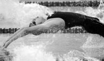 hips Streamline at water entry, then kick,