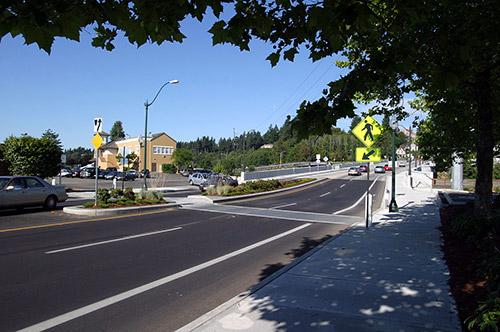 Median Refuge Island Median refuge islands are raised islands in the middle of the roadway that simplify the crossing and allow pedestrians to cross one direction of traffic at a time,