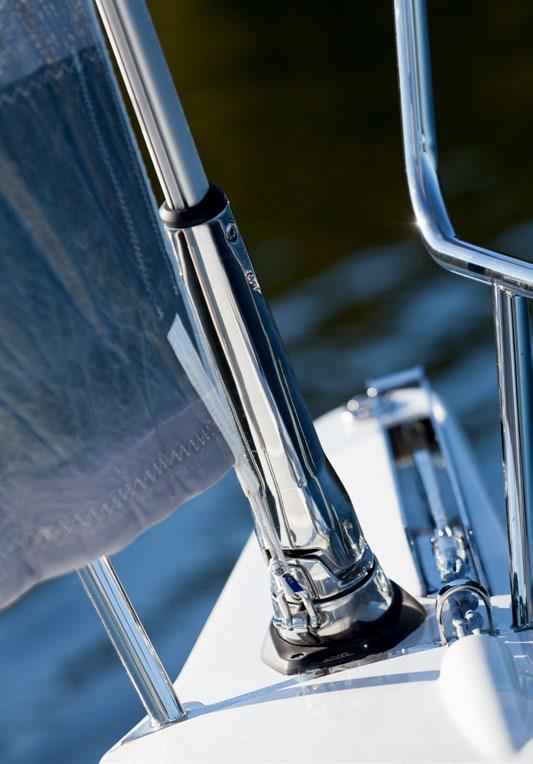 The main advantage of a through-deck installation is better sailing performance as a result of a longer luff length.