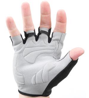 Gloves and Palm Guards (4.6) Wearing fingerless gloves is allowed (4.6.1) - ex.