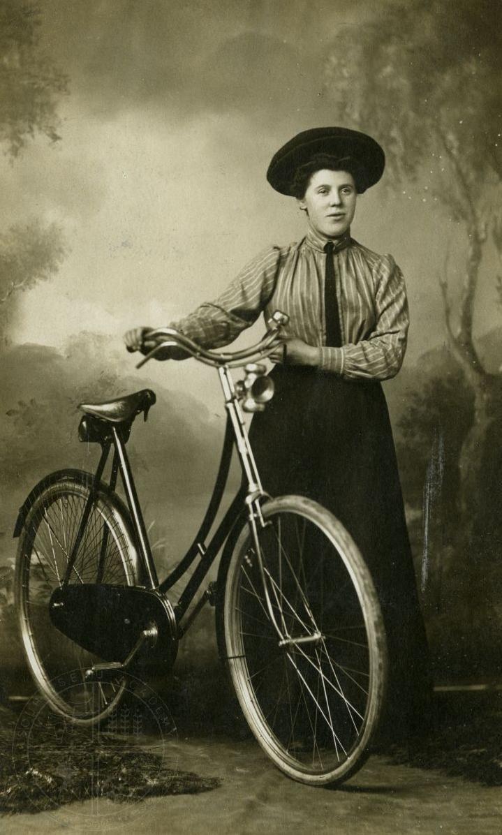 [23] Women Bicyclists. The introduction of the safety bicycle in the 1890s allowed more women to join in the fun.