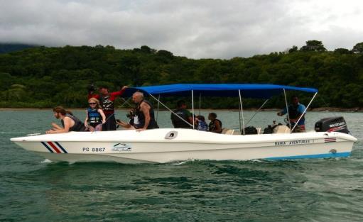 Our Boats & Equipment Bahia Aventuras has three boats: Bahia Aventuras I, Bahia Aventuras II & Bahia Aventuras II with a capacity of 14, 11 & 19