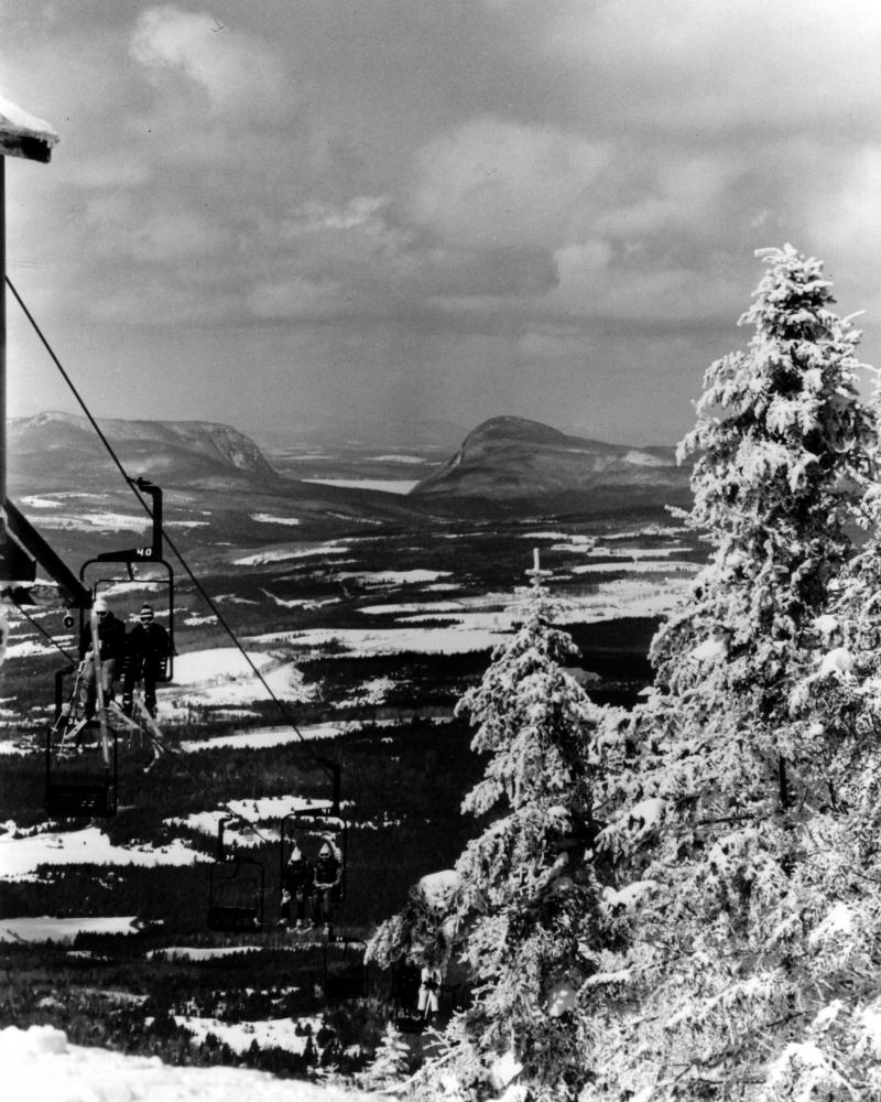 becoming an industry: three mountains and the expansion of skiing Chair to the summit Burke, Vermont date unknown LS 07992 Skiers on the trail LS 05839 Killington,