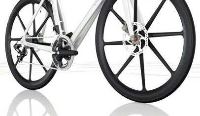 chassis - Twin-bladed fork design -Carbon ceramic or steel disc