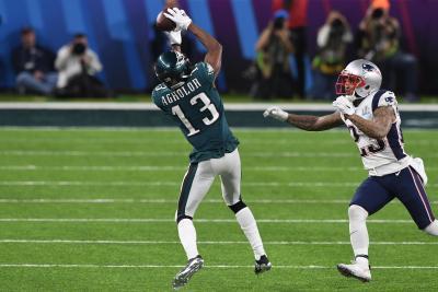 Agholor will be an interesting mid-round WR in 2018, as he completely turned around his play and Gnished with seven top-24 WR games in 2017. receiving on 95 targets (65.3%, 12.39 YPR). He averaged 11.